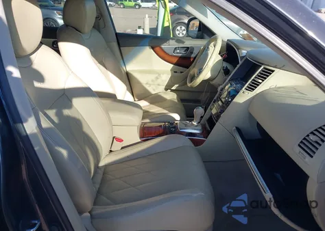 2011 Infiniti Fx35 z USA, uszkodzony, nr VIN JN8AS1MUXBM711903